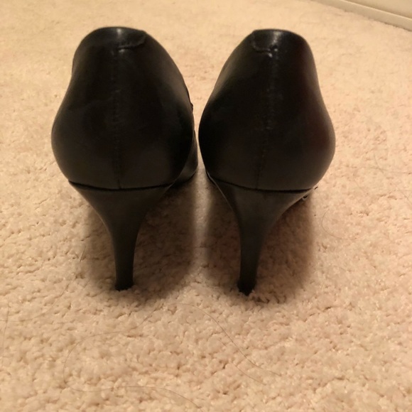 NWOT Peep Open Toe Black Leather Stiletto Heels - Picture 3 of 6